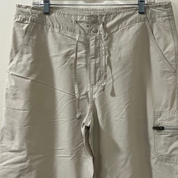 Columbia Womens Khaki Cropped Cargo Pants Hiking Cropped Pants Trousers Sz Large - Picture 3 of 12